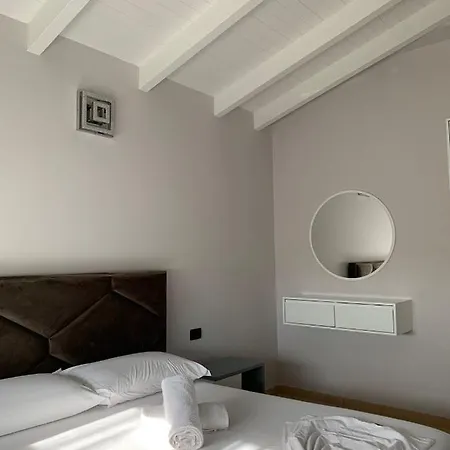 Nikaj Premium Apart-Hotel Vlore Exterior photo