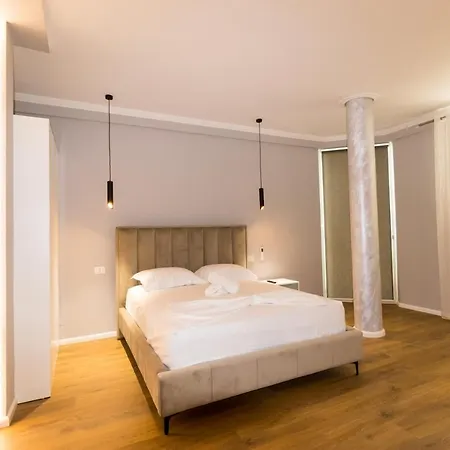 Nikaj Premium Apart-Hotel Vlore Exterior photo