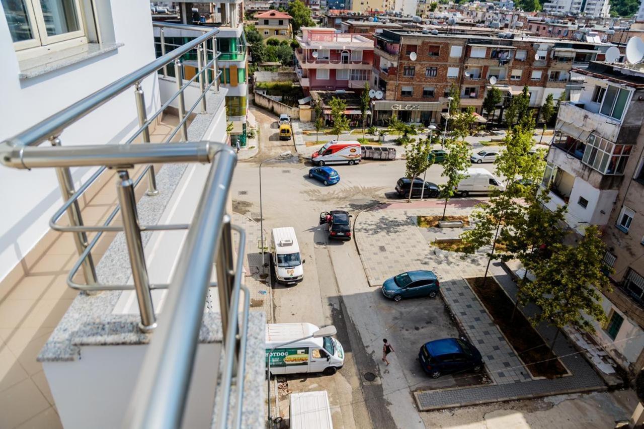 Nikaj Premium * Vlorë